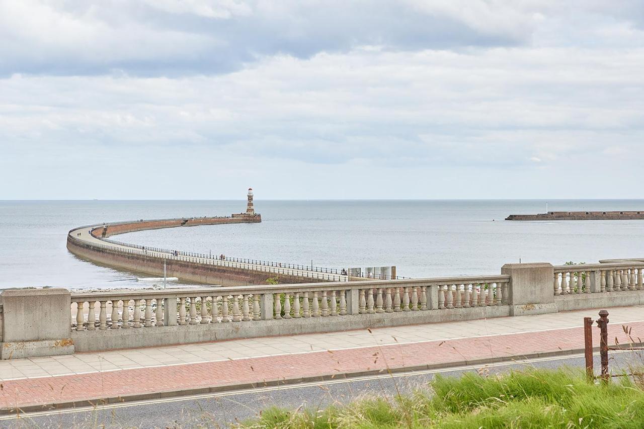5 Roker Terrace - Seaview Apartments ซันเดอร์แลนด์ ภายนอก รูปภาพ